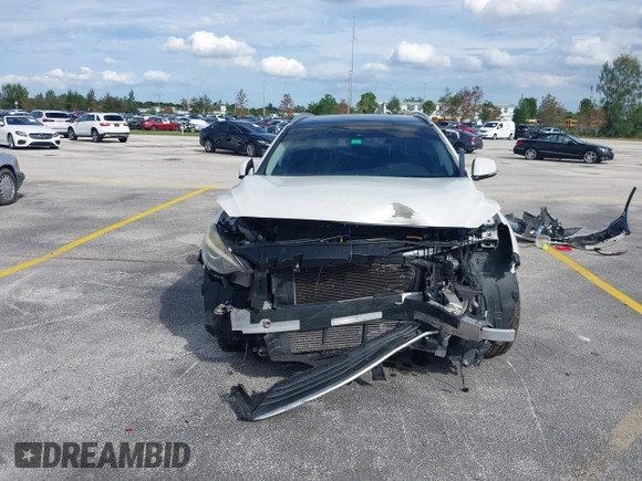 2018 Infiniti QX30 Pure with VIN SJKCH5CPXJA041661, listed as a IAAI auction lot 40614515 with 109,490 mi miles and . Bid and sale history available at DreamBid. Image 13.