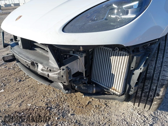 2019 Porsche Macan S с VIN WP1AB2A57KLB30457, выставлен на аукционе IAAI как лот 41434892 с пробегом 28 141 миль миль и . История ставок и продаж доступна на DreamBid. Изображение 18.