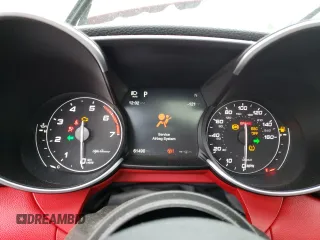 2017 Alfa Romeo Giulia Ti with VIN ZARFAEEN2H7543917, listed as a Copart auction lot 40633153 with 61,490 mi miles. Bid and sale history available at carsss.com. Image 9.