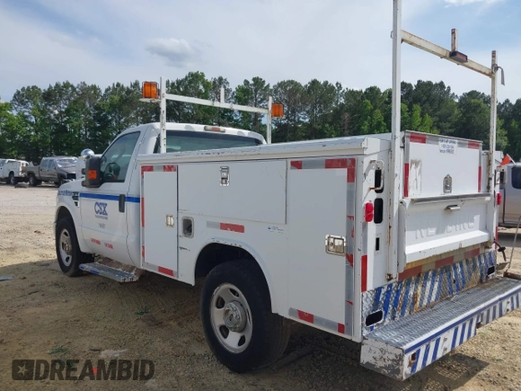 2008 Ford F-350 with VIN 1FDSF30568EB85539, listed as a IAAI auction lot 42207045 with 307,671 mi miles and . Bid and sale history available at DreamBid. Image 14.
