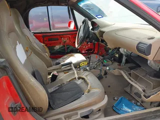 1998 BMW 3 Series Z3 2.8 with VIN 4USCJ3337WLB63900, listed as a IAAI auction lot 42485098 with Not provided miles and . Bid and sale history available at DreamBid. Image 5.