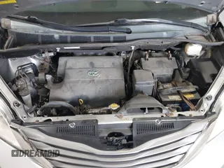 2013 Toyota Sienna XLE AAS with VIN 5TDYK3DC5DS363822, listed as a IAAI auction lot 42019598 with 74,508 mi miles. Bid and sale history available at carsss.com. Image 10.