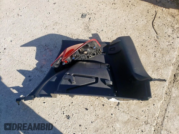 2019 Nissan Note SV с VIN 3N1CE2CP5KL364569, выставлен на аукционе Copart как лот 57483735 с пробегом 84 743 миль миль и Списание • Salvage title. История ставок и продаж доступна на DreamBid. Изображение 12.