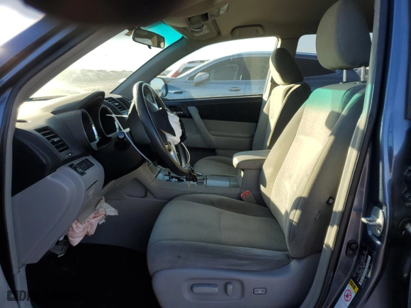 2013 Toyota Highlander with VIN 5TDZK3EH1DS100855, listed as a Copart auction lot 44433395 with 216,673 mi miles and Salvage Title. Bid and sale history available at carsss.com. Image 7.