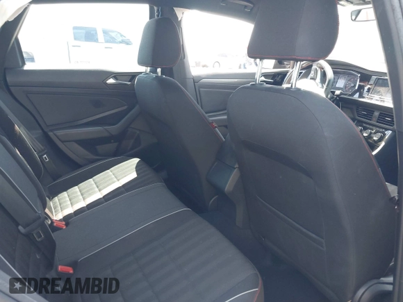 2019 Volkswagen Jetta GLI S z VIN 3VW6T7BU9KM153175, wystawiony jako IAAI lot #42099719 z przebiegiem 90 608 mil mil oraz . Historia ofert i sprzedaży dostępna na DreamBid. Obrazek 8.