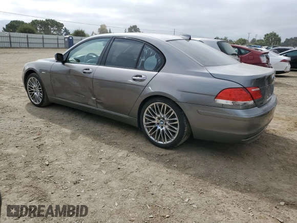 2007 BMW 7 Series 750i with VIN WBAHL83527DT09744, listed as a Copart auction lot 62309195 with 118,242 mi miles and Salvage title. Bid and sale history available at DreamBid. Image 2.