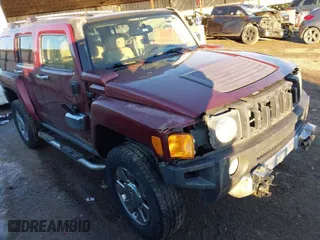 2008 Hummer H3 SUV with VIN 5GTEN13E488146492, listed as a IAAI auction lot 41357375 with 156,937 mi miles. Bid and sale history available at carsss.com. Image 1.