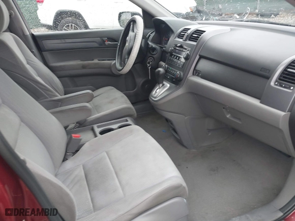 2007 Honda CR-V EX with VIN JHLRE48567C045066, listed as a IAAI auction lot 41949642 with 215,933 mi miles. Bid and sale history available at carsss.com. Image 5.