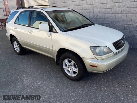 2000 Lexus RX 300 with VIN JT6HF10UXY0159914, listed as a Copart auction lot 82822194 with 220,515 mi miles and Clean Title. Bid and sale history available at carsss.com. Image 1.