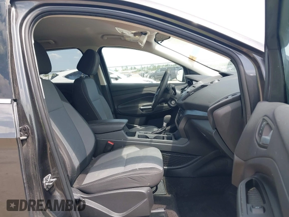 2017 Ford Escape SE z VIN 1FMCU0GD1HUE71410, wystawiony jako IAAI lot #42026516 z przebiegiem 173 804 mil mil oraz . Historia ofert i sprzedaży dostępna na DreamBid. Obrazek 5.