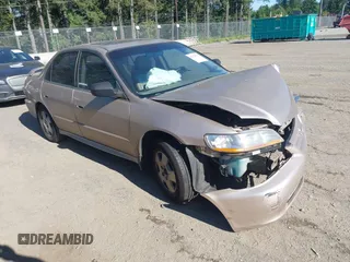 2001 Honda Accord EX с VIN 1HGCG16501A011904, выставлен на аукционе IAAI как лот 42326975 с пробегом 128 808 миль миль и . История ставок и продаж доступна на DreamBid. Изображение 1.