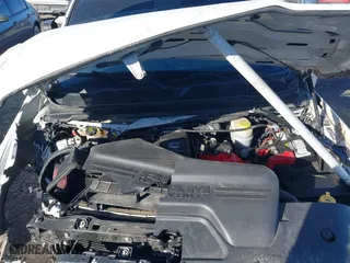 2019 Ram 2500 Big Horn with VIN 3C6UR5DL8KG650208, listed as a IAAI auction lot 41317238 with 104,004 mi miles. Bid and sale history available at carsss.com. Image 10.