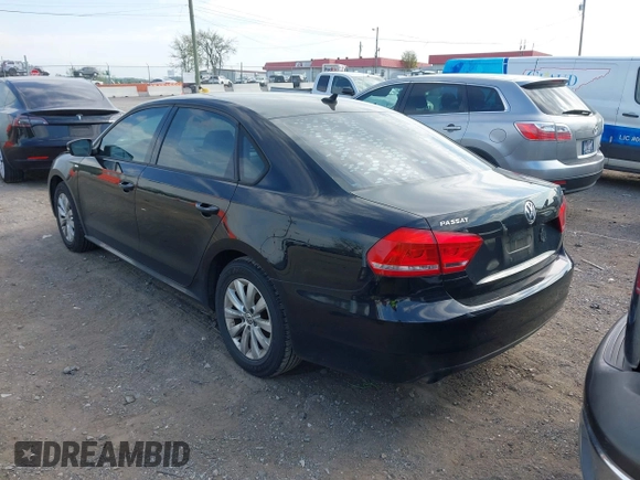 2015 Volkswagen Passat 1.8T Limited Edition with VIN 1VWAT7A36FC051441, listed as a IAAI auction lot 42031494 with 193,354 mi miles. Bid and sale history available at carsss.com. Image 13.