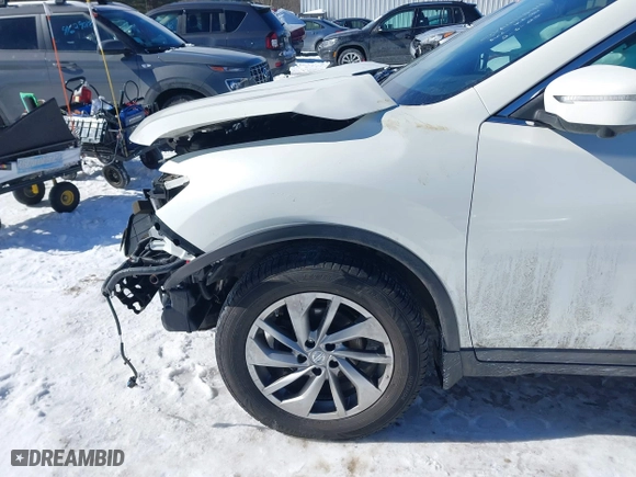 2015 Nissan Rogue SL with VIN 5N1AT2MV0FC791503, listed as a IAAI auction lot 41622888 with 110,792 mi miles. Bid and sale history available at carsss.com. Image 19.