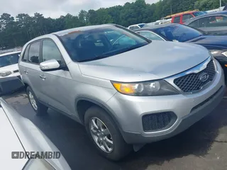 2013 Kia Sorento LX with VIN 5XYKT3A1XDG394440, listed as a IAAI auction lot 42544263 with 207,333 mi miles and . Bid and sale history available at DreamBid. Image 1.