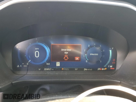 2021 Ford Escape SEL with VIN 1FMCU9H9XMUB02165, listed as a Copart auction lot 44816935 with 35,305 mi miles and Salvage Title. Bid and sale history available at DreamBid. Image 9.