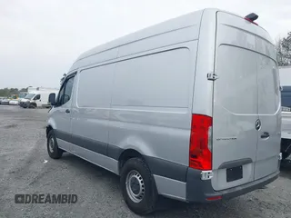 2023 Mercedes-Benz Sprinter Cargo Cargo with VIN W1Y40BHYXPT139483, listed as a IAAI auction lot 41513103 with 62,433 mi miles and . Bid and sale history available at DreamBid. Image 15.