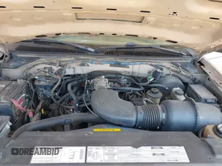 1999 Ford F-150 XL z VIN 1FTRX17L7XNB93799, wystawiony jako IAAI lot #42235164 z przebiegiem 299 846 mil mil oraz . Historia ofert i sprzedaży dostępna na DreamBid. Obrazek 10.