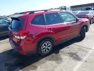 2020 Subaru Forester Premium with VIN JF2SKAGC7LH541191, listed as a IAAI auction lot 42496121 with 99,753 mi miles and . Bid and sale history available at DreamBid. Image 4.