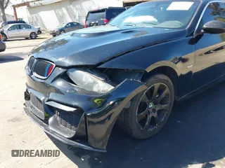 2007 BMW 3 Series 335i with VIN WBAWL73517PX49275, listed as a IAAI auction lot 41654471 with 203,928 mi miles. Bid and sale history available at carsss.com. Image 6.