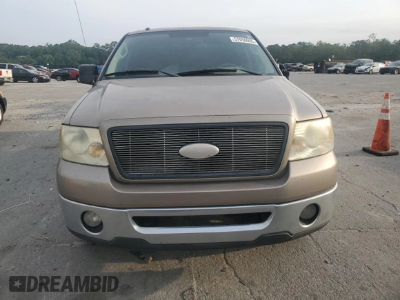 2006 Ford F-150 XLT с VIN 1FTRW12W36KD64701, выставлен на аукционе Copart как лот 57050095 с пробегом 197 089 миль миль и Списание • Salvage title. История ставок и продаж доступна на DreamBid. Изображение 5.