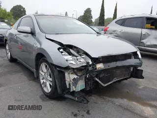 2008 Nissan Altima 3.5 SE with VIN 1N4BL24E78C285216, listed as a IAAI auction lot 41882579 with 216,726 mi miles. Bid and sale history available at carsss.com. Image 1.