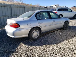 2005 Chevrolet Classic with VIN 1G1ND52F95M119473, listed as a Copart auction lot 88807605 with 240,350 mi miles and Salvage Title. Bid and sale history available at carsss.com. Image 3.