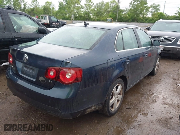 2009 Volkswagen Jetta SE с VIN 3VWRM71K19M173800, выставлен на аукционе IAAI как лот 42236884 с пробегом 147 276 миль миль и . История ставок и продаж доступна на DreamBid. Изображение 4.