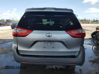 2018 Toyota Sienna XLE Auto Access Seat with VIN 5TDYZ3DC9JS916091, listed as a Copart auction lot 57576615 with 90,967 mi miles and Salvage title. Bid and sale history available at DreamBid. Image 6.