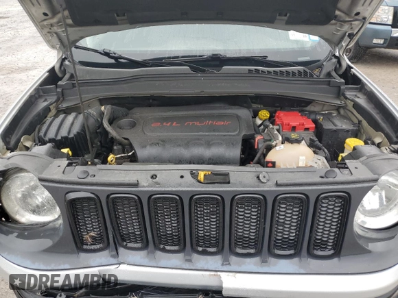 2018 Jeep Renegade Upland with VIN ZACCJBAB3JPJ14251, listed as a Copart auction lot 57760635 with 98,787 mi miles and Salvage title. Bid and sale history available at DreamBid. Image 12.