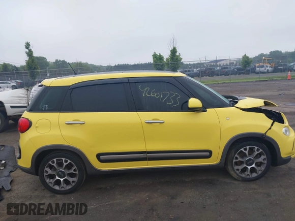 2014 FIAT 500L Trekking z VIN ZFBCFADH1EZ015579, wystawiony jako IAAI lot #42601733 z przebiegiem 185 909 mil mil oraz . Historia ofert i sprzedaży dostępna na DreamBid. Obrazek 14.