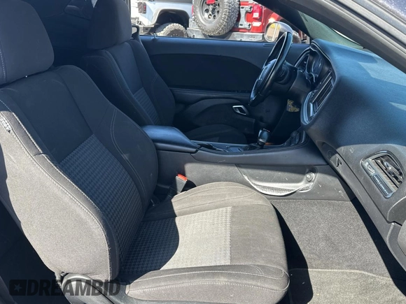 2020 Dodge Challenger SXT with VIN 2C3CDZAG2LH226594, listed as a Copart auction lot 55269645 with 71,197 mi miles and Clean Title. Bid and sale history available at DreamBid. Image 5.