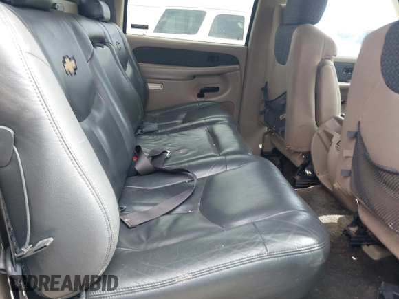 2002 Chevrolet Avalanche with VIN 3GNEC13T62G218460, listed as a IAAI auction lot 42511292 with 317,292 mi miles and . Bid and sale history available at DreamBid. Image 8.