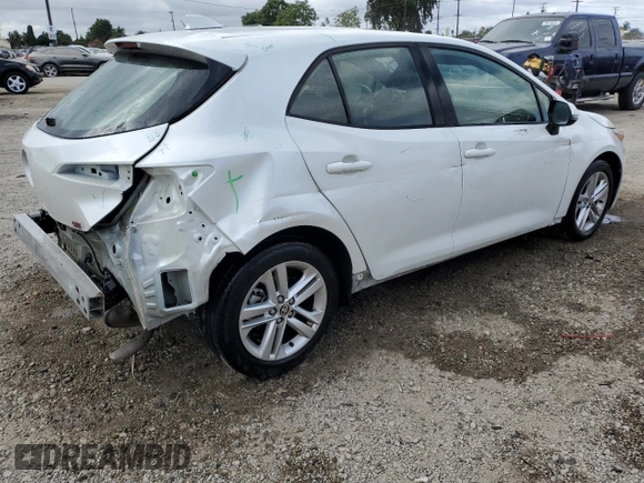 2020 Toyota Corolla Hatchback SE with VIN JTND4RBEXL3090940, listed as a Copart auction lot 77747284 with 58,201 mi miles and Salvage Title. Bid and sale history available at carsss.com. Image 3.