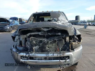 2012 Ram 2500 ST z VIN 3C6UD5HL0CG181853, wystawiony jako IAAI lot #41603748 z przebiegiem Nie podano mil oraz . Historia ofert i sprzedaży dostępna na DreamBid. Obrazek 6.