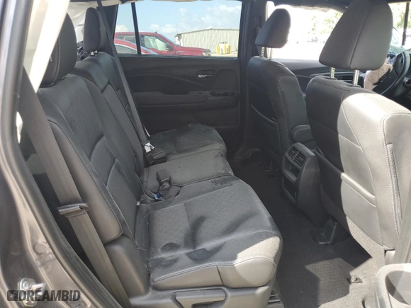 2020 Honda Passport EX-L with VIN 5FNYF7H59LB002538, listed as a Copart auction lot 58108524 with 0 mi miles and Non Repairable. Bid and sale history available at carsss.com. Image 11.