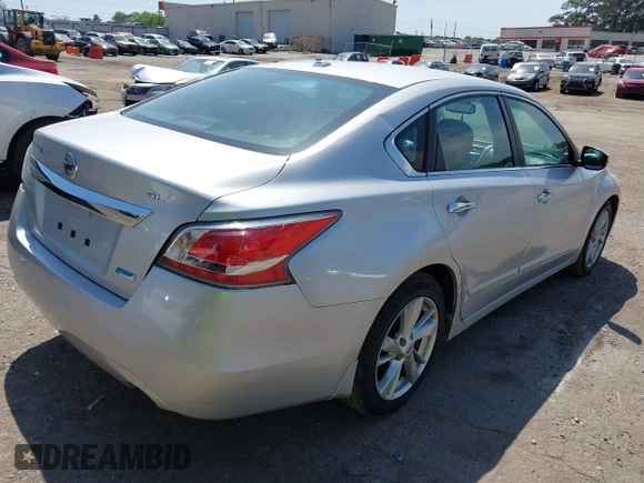2014 Nissan Altima SL with VIN 1N4AL3AP3EC902467, listed as a IAAI auction lot 42071439 with 161,249 mi miles and . Bid and sale history available at DreamBid. Image 4.