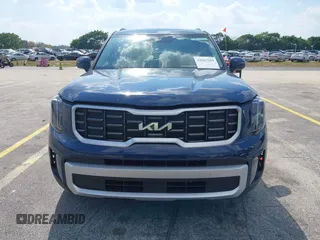 2025 Kia Telluride S with VIN 5XYP64GC0SG581646, listed as a IAAI auction lot 42063284 with 12,561 mi miles and . Bid and sale history available at DreamBid. Image 12.