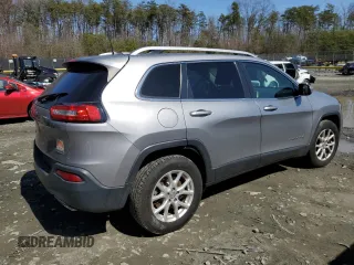 2016 Jeep Cherokee Altitude z VIN 1C4PJMCS4GW205800, wystawiony jako Copart lot #49037135 z przebiegiem 112 918 mil mil oraz Szkoda całkowita • Salvage title. Historia ofert i sprzedaży dostępna na DreamBid. Obrazek 3.