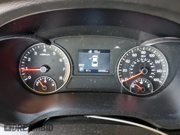 2019 Kia Optima LX z VIN 5XXGT4L39KG336198, wystawiony jako Copart lot #58867975 z przebiegiem 83 992 mil mil oraz Szkoda całkowita • Salvage title. Historia ofert i sprzedaży dostępna na DreamBid. Obrazek 9.