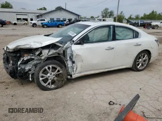 2014 Nissan Maxima SV z VIN 1N4AA5AP9EC488872, wystawiony jako Copart lot #56197835 z przebiegiem Nie podano mil oraz Szkoda całkowita • Salvage title. Historia ofert i sprzedaży dostępna na DreamBid. Obrazek 1.