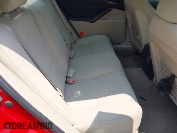 2006 Pontiac G6 1SV z VIN 1G2ZF55B764200019, wystawiony jako IAAI lot #42415660 z przebiegiem 174 690 mil mil oraz . Historia ofert i sprzedaży dostępna na DreamBid. Obrazek 8.
