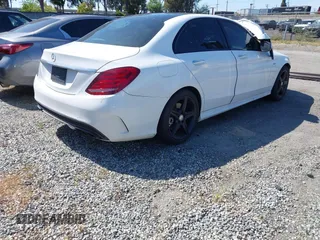 2016 Mercedes-Benz C 450 AMG with VIN 55SWF6EB0GU140159, listed as a IAAI auction lot 41702422 with 109,563 mi miles and . Bid and sale history available at carsss.com. Image 4.