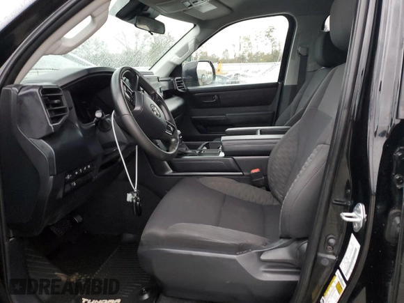 2022 Toyota Tundra 2WD SR with VIN 5TFKB5AB8NX018809, listed as a Copart auction lot 81798534 with 0 mi miles and Non Repairable. Bid and sale history available at carsss.com. Image 7.