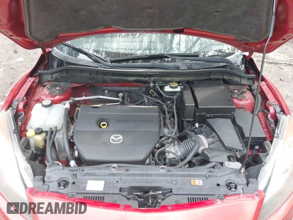 2011 Mazda 3 S Sport z VIN JM1BL1K66B1371457, wystawiony jako IAAI lot #42274510 z przebiegiem 175 533 mil mil oraz . Historia ofert i sprzedaży dostępna na DreamBid. Obrazek 10.