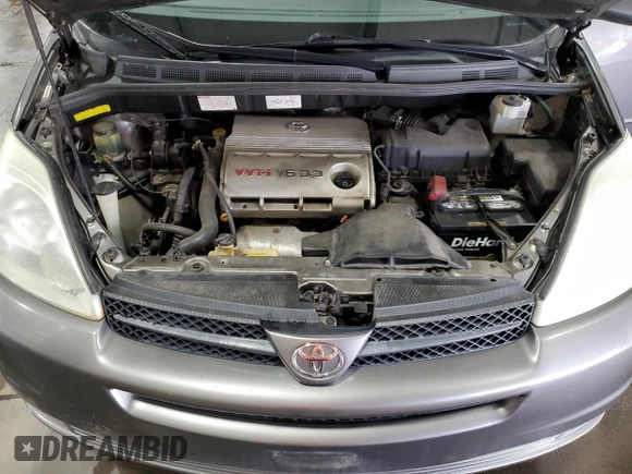 2004 Toyota Sienna XLE with VIN 5TDZA22CX4S144066, listed as a Copart auction lot 51097185 with 178,440 mi miles and Salvage Title. Bid and sale history available at carsss.com. Image 12.