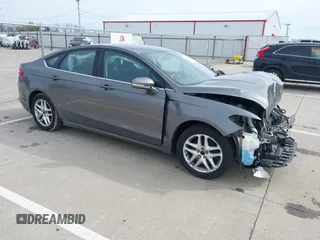 2013 Ford Fusion SE with VIN 3FA6P0HR2DR250053, listed as a IAAI auction lot 41860234 with 153,847 mi miles. Bid and sale history available at carsss.com. Image 1.