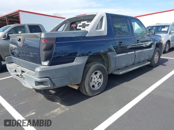 2005 Chevrolet Avalanche LS with VIN 3GNEC12Z65G130261, listed as a IAAI auction lot 41880097 with 209,217 mi miles and . Bid and sale history available at DreamBid. Image 4.