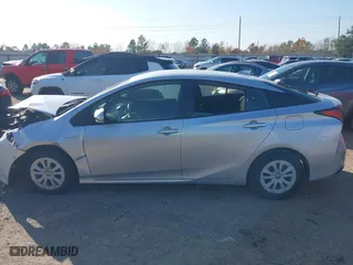 2022 Toyota Prius L Eco with VIN JTDKAMFU5N3189130, listed as a IAAI auction lot 41155935 with 44,253 mi miles. Bid and sale history available at carsss.com. Image 15.