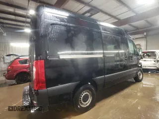 2021 Mercedes-Benz Sprinter with VIN W1Y4DBHY5MT050114, listed as a Copart auction lot 46588025 with 26,080 mi miles and Salvage Title. Bid and sale history available at DreamBid. Image 3.